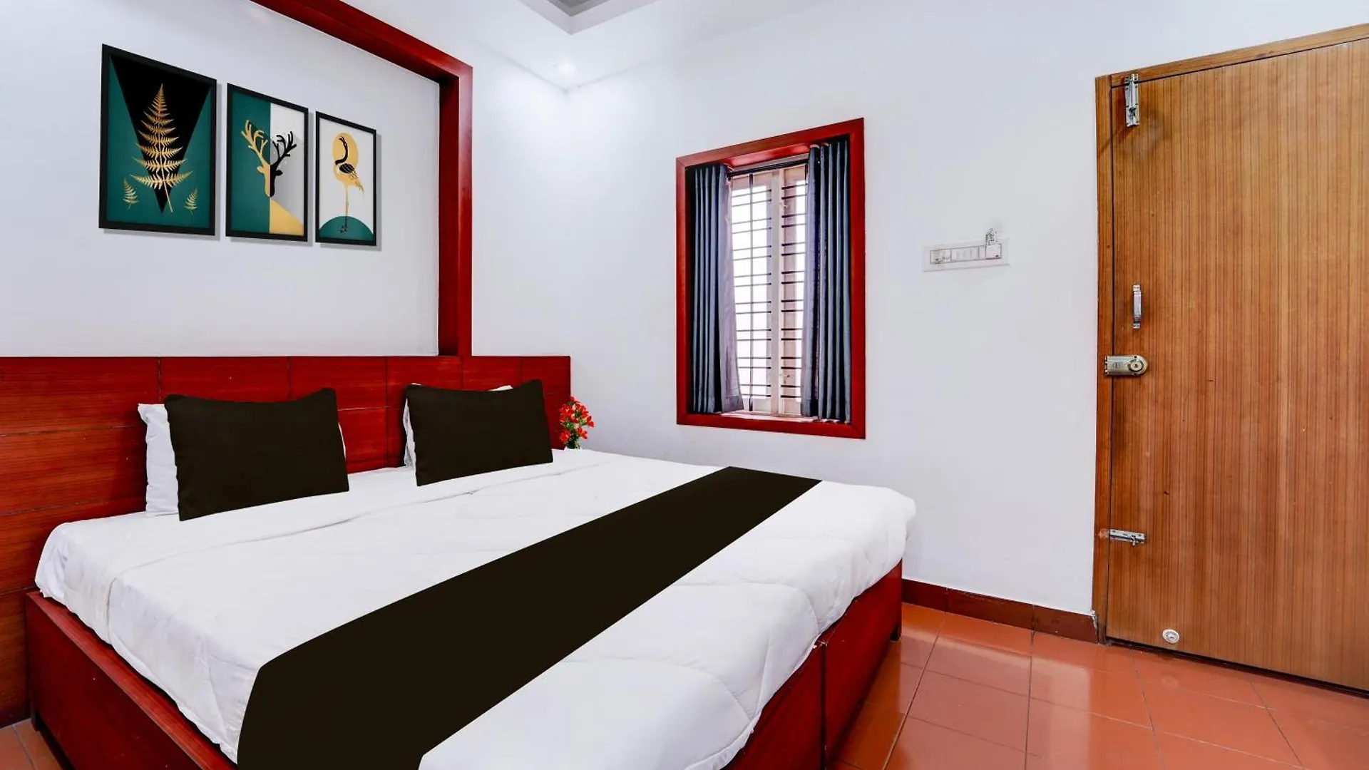 Hotel O Vadanappally Thrissur Irimbranallūr
